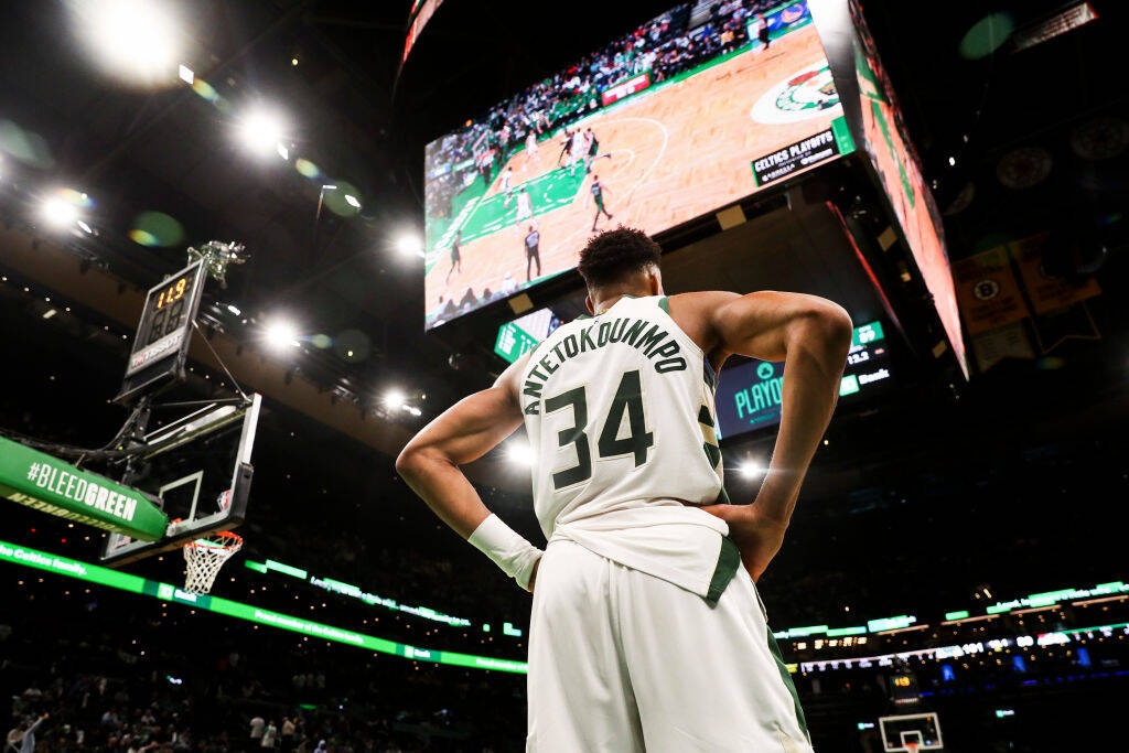 NBA: Παγκόσμια αποθέωση για Αντετοκούνμπο - Τα τρομερά σχόλια (photos+videos)