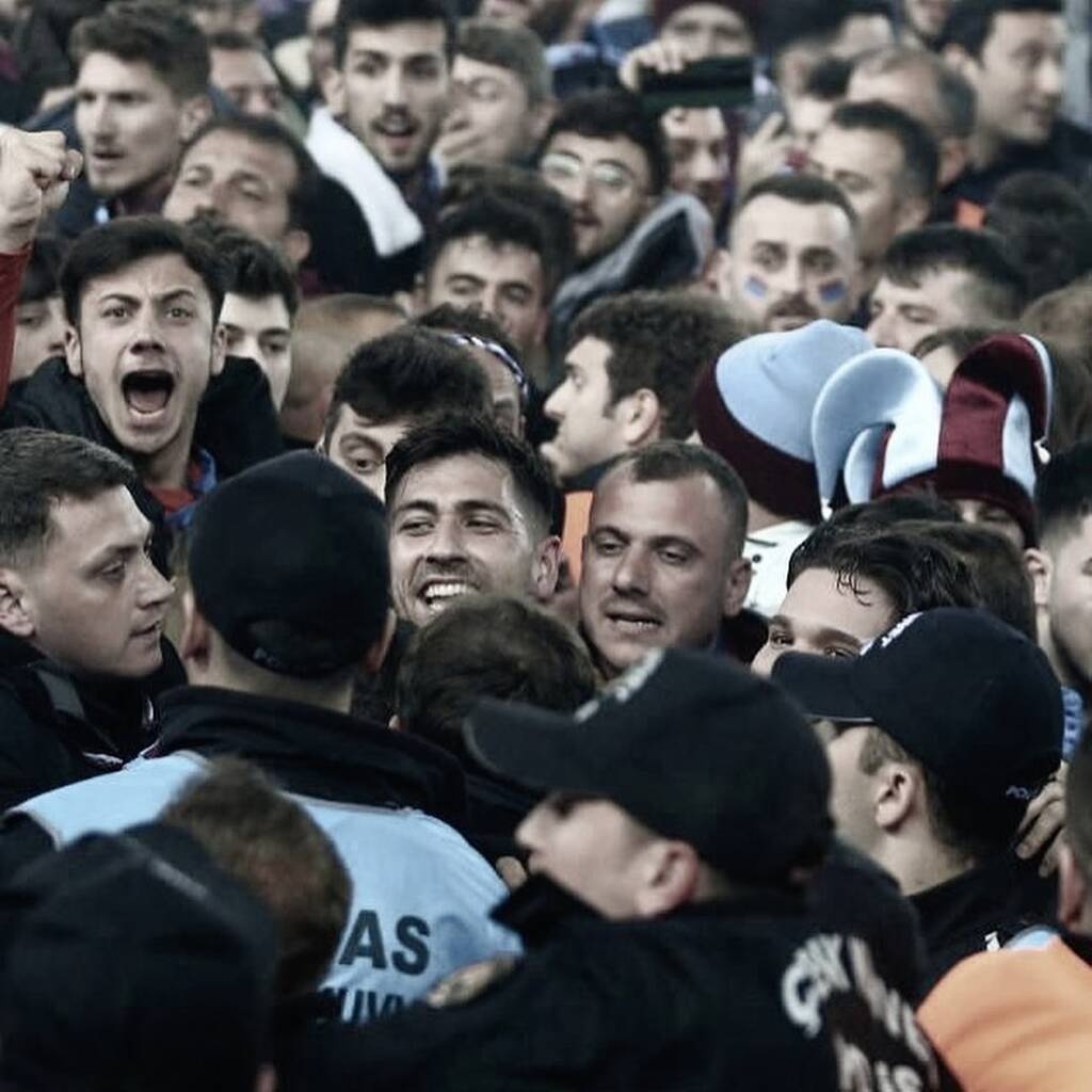 Εξόφλησε ένα… χρέος ο Μπακασέτας: «Όταν ήρθα μου έλεγαν ότι χρωστάω έναν τίτλο στην Τραμπζονσπόρ»