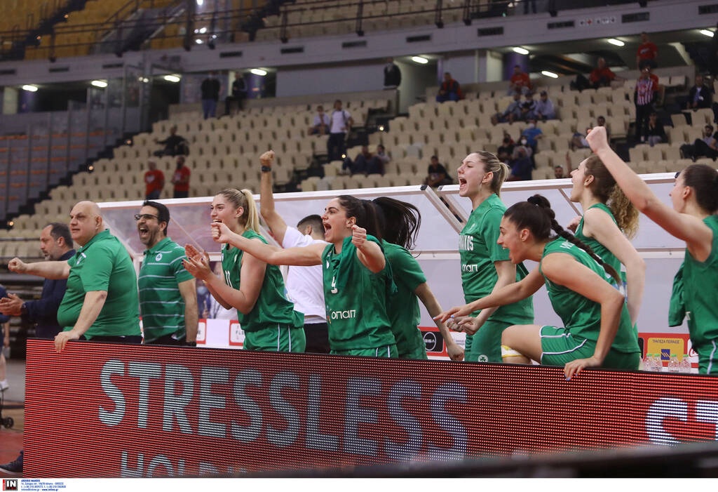 Παναθηναϊκός: Έτσι ήρθε το διπλό στο ΣΕΦ - Οι «πράσινοι» πανηγυρισμοί μετά τη λήξη (vids+pics)