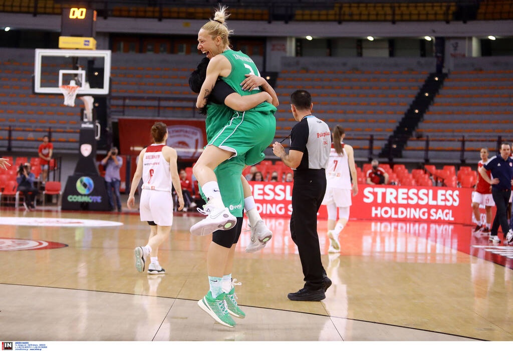 Παναθηναϊκός: Έτσι ήρθε το διπλό στο ΣΕΦ - Οι «πράσινοι» πανηγυρισμοί μετά τη λήξη (vids+pics)