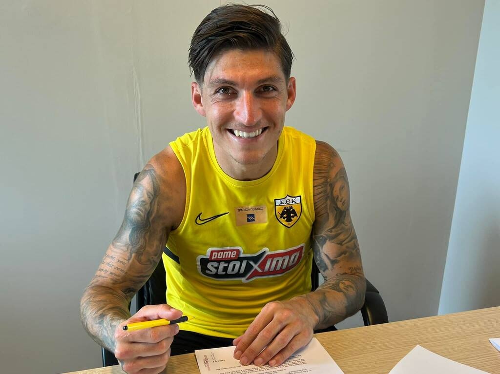 Τσούμπερ: «Μόνο ΑΕΚ» - Η στιγμή των υπογραφών (photos)