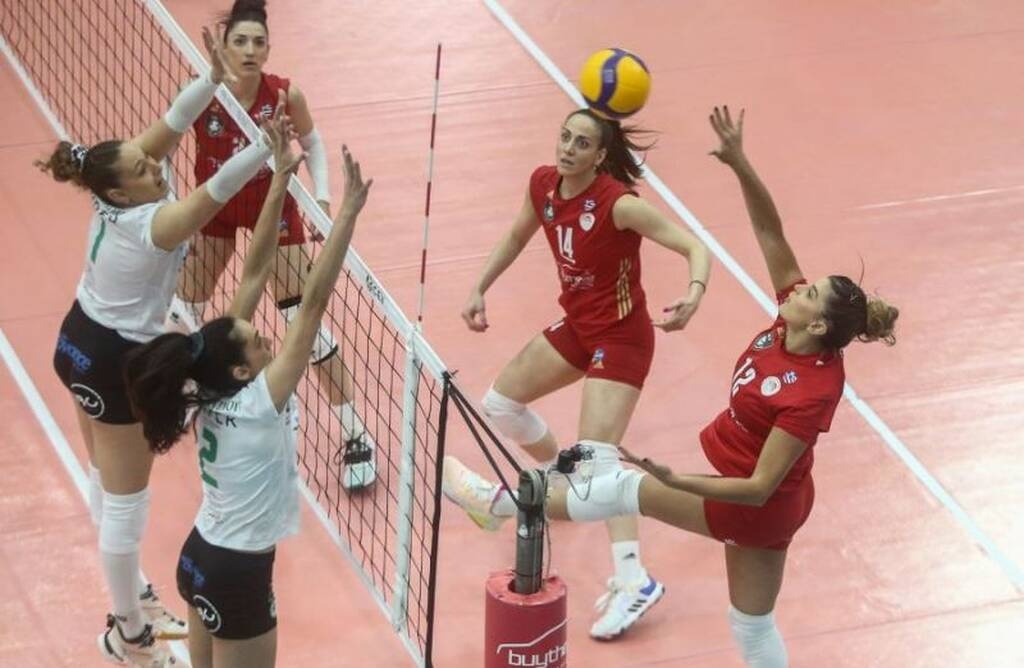 Volley League Γυναικών: Επιβλητικός ο Ολυμπιακός, 3-1 τον Παναθηναϊκό. Μια νίκη μακριά από τον τίτλο