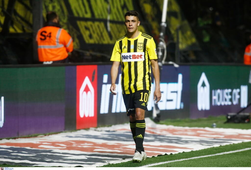 Άρης-Ολυμπιακός: Ξεφωνητό στο «Βικελίδης» - Συνθήματα κατά των παικτών