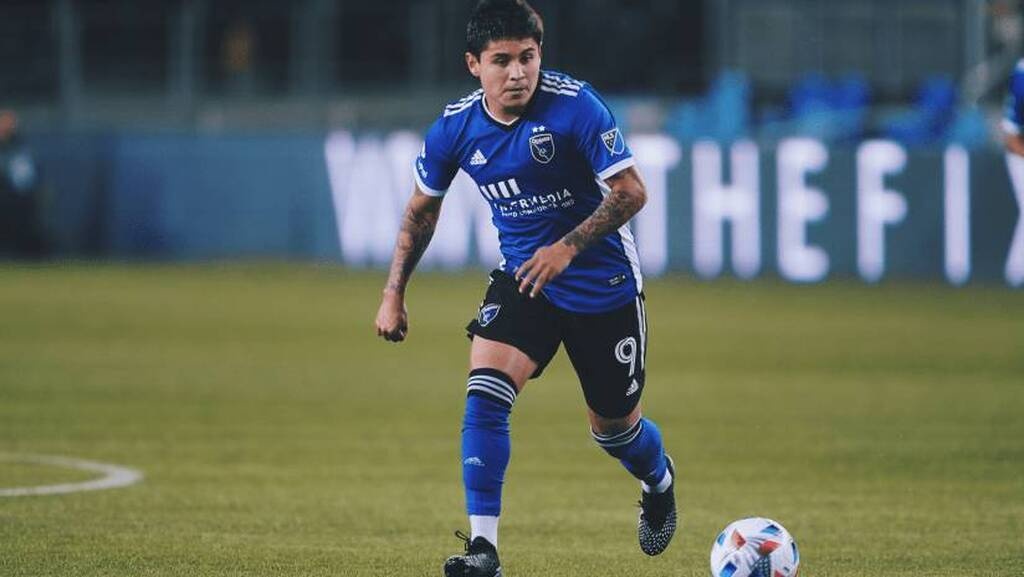 Οι πρώτες μεταγραφές του Αλμέιδα - Αυτούς ζήτησε στην ΑΕΚ (photos+videos)