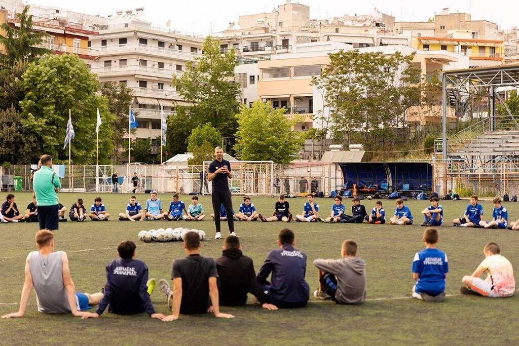 Ο πρωταθλητής Ευρώπης Άγγελος Χαριστέας συμβουλεύει τους μελλοντικούς πρωταθλητές