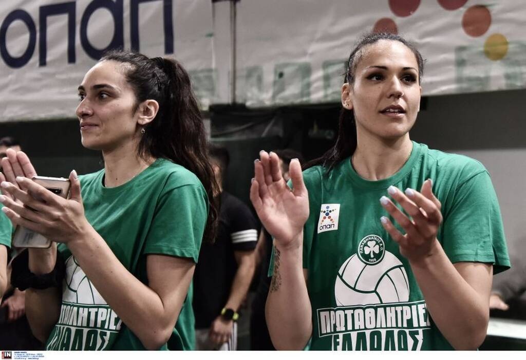Παναθηναϊκός: Ξέφρενο πάρτι στη Λεωφόρο για τις Πρωταθλήτριες στο βόλεϊ (video+photos)
