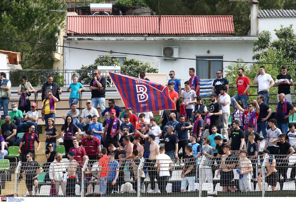 Λεβαδειακός-Βέροια 1-0: Στη Super League o Λεβαδειακός σε επεισοδιακό μπαράζ (photos+videos)