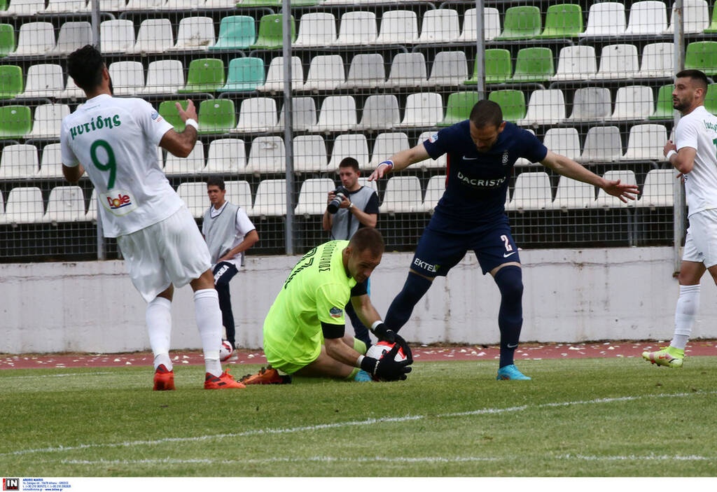 Λεβαδειακός-Βέροια 1-0: Στη Super League o Λεβαδειακός σε επεισοδιακό μπαράζ (photos+videos)