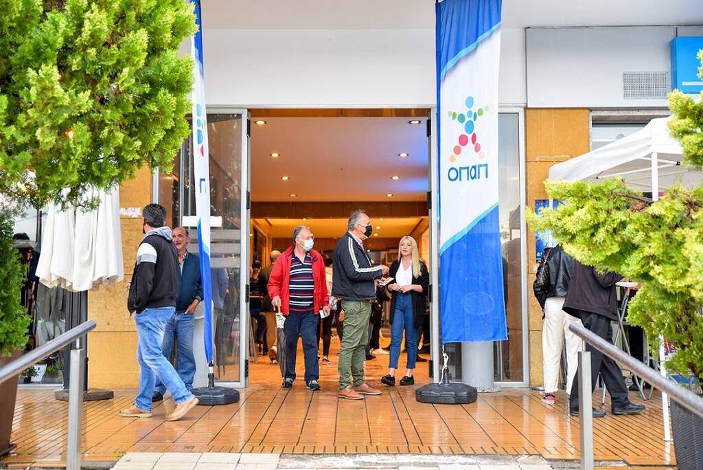 ΣΚΡΑΤΣ night σε κατάστημα ΟΠΑΠ στην Καστοριά