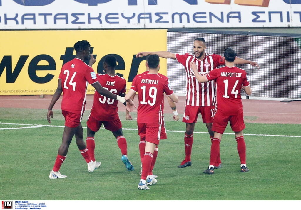 ΑΕΚ-Ολυμπιακός: Χατ τρικ ο Ελ Αραμπί - Φινάλε με γιούχα στο ΟΑΚΑ (photos+video)