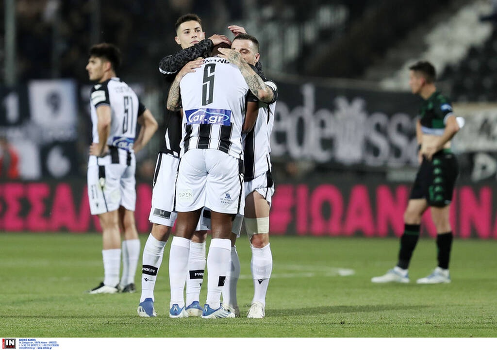 ΠΑΟΚ-Παναθηναϊκός: Λύγισε ο Βαρέλα στο αντίο κι αποθεώθηκε – «Τι έκανες μπαμπά στον ΠΑΟΚ;» (pics)