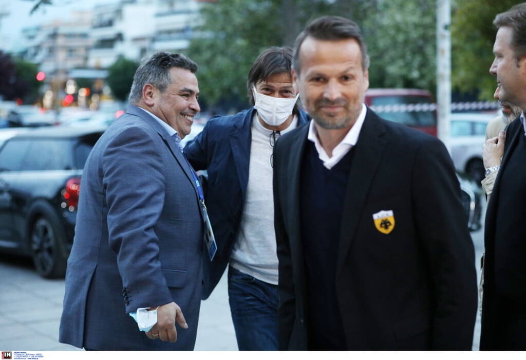 Σενάριο-βόμβα για Αλμέιδα πριν το ΑΕΚ-Ολυμπιακός