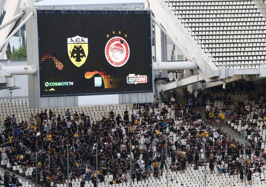 ΑΕΚ-Ολυμπιακός: Ο μόνος παίκτης που αποθέωθηκε στο ΟΑΚΑ (photos)