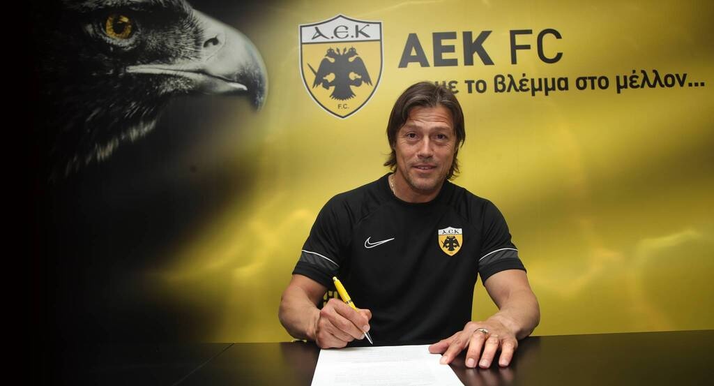 ΑΕΚ: Εποχή Αλμέιδα και επίσημα - Στο «OPAP Arena» με κασκόλ ο Αργεντίνος (photos)