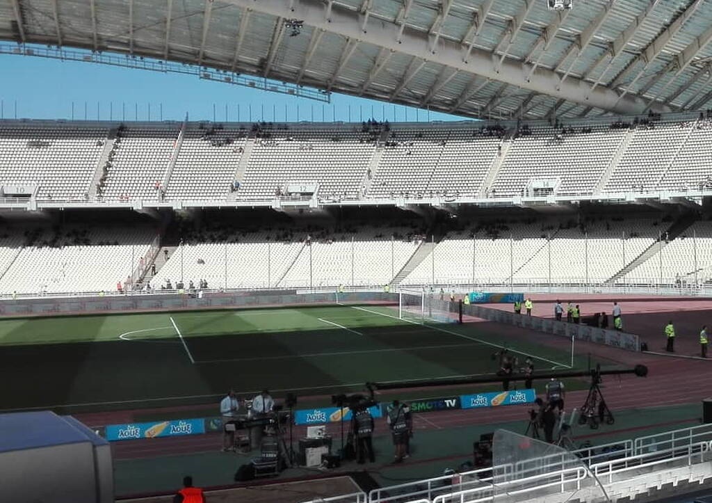 Τελικός Κυπέλλου Ελλάδας: Οι πρώτες εικόνες από το ΟΑΚΑ - Γεμίζουν με οπαδούς οι εξέδρες