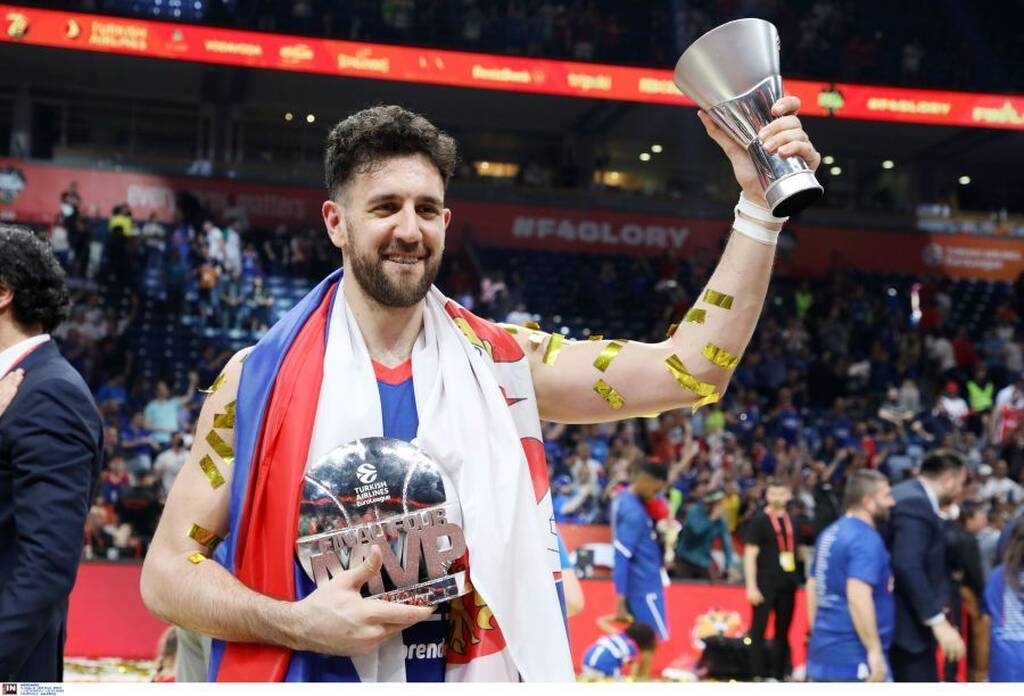 Euroleague: MVP του Final Four ο Μίτσιτς - Βραβεύτηκε διά χειρός Σπανούλη (video)