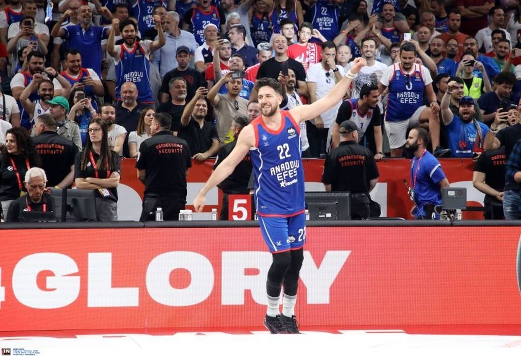 Euroleague: MVP του Final Four ο Μίτσιτς - Βραβεύτηκε διά χειρός Σπανούλη (video)