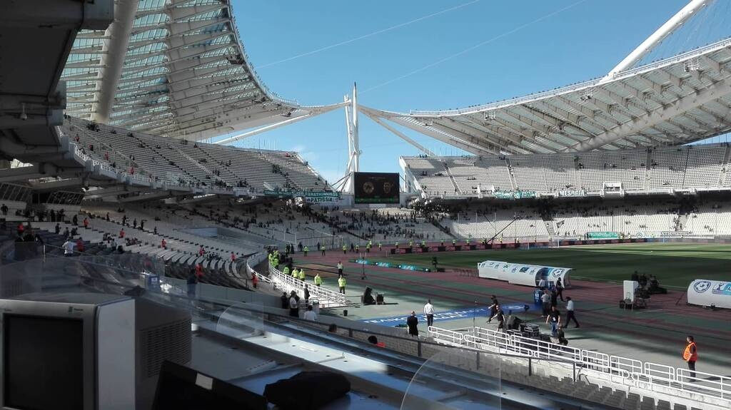 Τελικός Κυπέλλου Ελλάδας: Οι πρώτες εικόνες από το ΟΑΚΑ - Γεμίζουν με οπαδούς οι εξέδρες