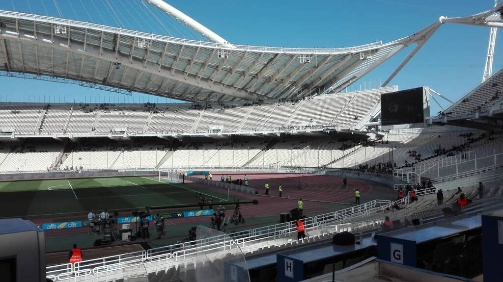 Τελικός Κυπέλλου Ελλάδας: Οι πρώτες εικόνες από το ΟΑΚΑ - Γεμίζουν με οπαδούς οι εξέδρες
