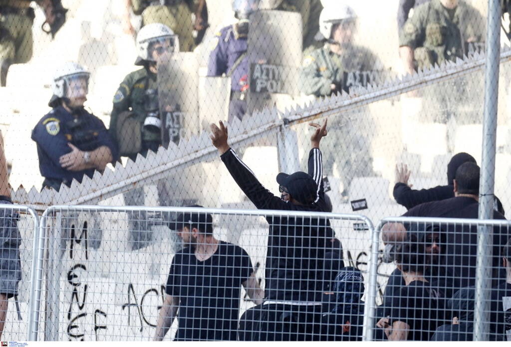 Τελικός Κυπέλλου Ελλάδας: Επεισόδια μεταξύ οπαδών, έπεσε ξύλο στο ΟΑΚΑ! (photos+video)