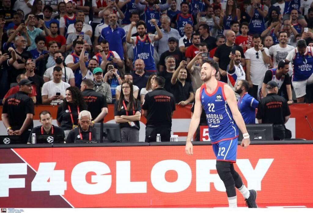 Euroleague: MVP του Final Four ο Μίτσιτς - Βραβεύτηκε διά χειρός Σπανούλη (video)