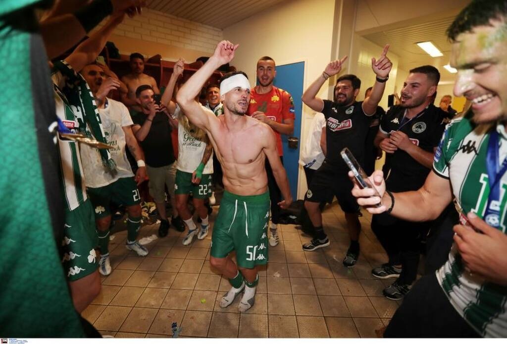 Τελικός Κυπέλλου Ελλάδας: Απίθανο πάρτι και στα αποδυτήρια του Παναθηναϊκού με την κούπα (vid)