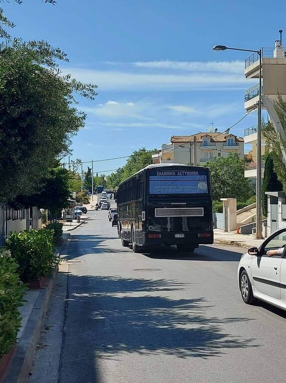 Τελικός Κυπέλλου Ελλάδας: Έφτασαν στο ΟΑΚΑ τα πρώτα πούλμαν οπαδών του ΠΑΟΚ