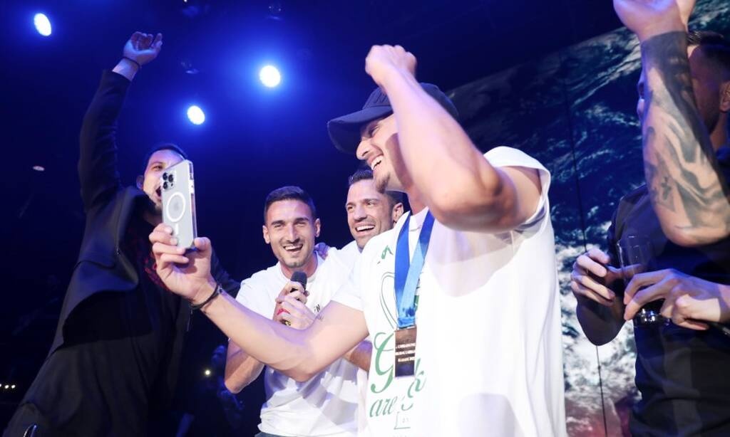 Παναθηναϊκός: Από το ΟΑΚΑ στην παραλιακή - Ατελείωτο «πράσινο» πάρτυ (photos)