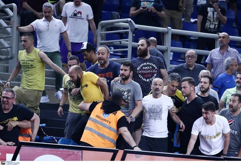 Μεγάλη ένταση στο ΑΕΚ-Προμηθέας μετά από buzzer beater και έξαλλο πανηγυρισμό του Αγραβάνη