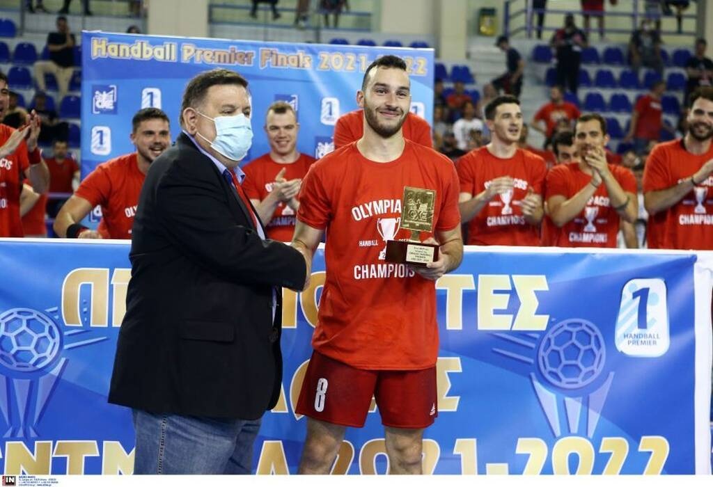Handball Premier: Η απονομή στον Πρωταθλητή Ολυμπιακό/Όμιλο Ξυνή (video+photos)