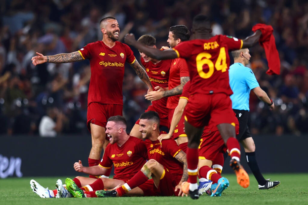 Τελικός Europa Conference League: Τα highlights του θριάμβου της Ρόμα κόντρα στη Φέγενορντ (video)