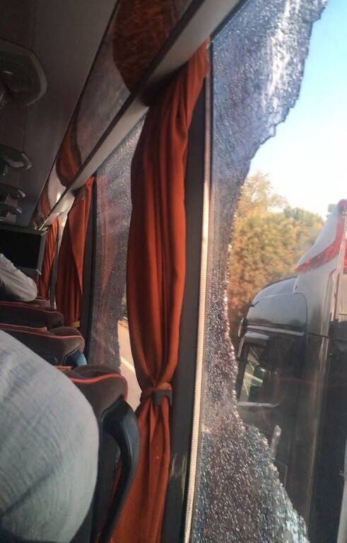 Μαχαιρώματα και σπασμένα πούλμαν πριν τον τελικό Καϊσερίσπορ-Σίβασπορ (vid+pics, σκληρές εικόνες)