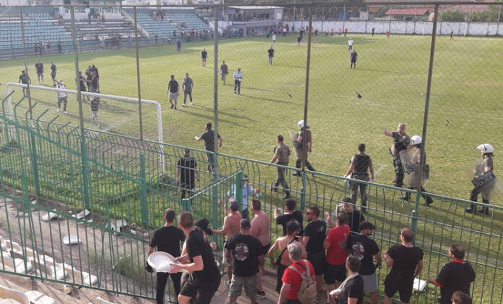 Γ’ Εθνική - Μπαράζ: Έπεσε ξύλο στο Αγροτικός Αστέρας-Παναχαϊκή - Ένταση και χημικά (photos+video)