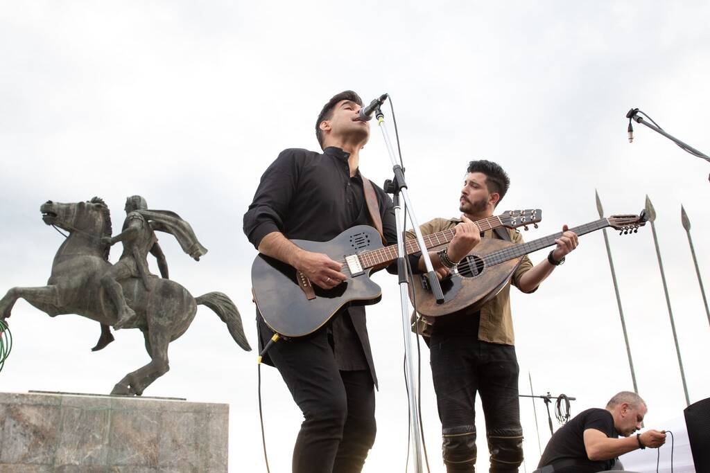 Αρκετοί γνωστοί καλλιτέχνες σε εκδήλωση της  Π.Ο.Ε.Υ. στη Θεσσαλονίκη