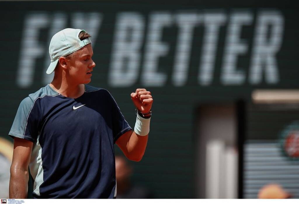Στέφανος Τσιτσιπάς: Πρόωρο «αντίο» στο Roland Garros - Στους «8» ο απίθανος 19χρονος Ρούνε