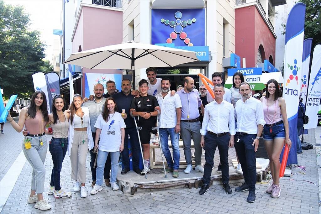 Ο ΟΠΑΠ Champion Νίκος Παπαγγελής έφτασε στη Λάρισα γνωρίζοντας την αποθέωση
