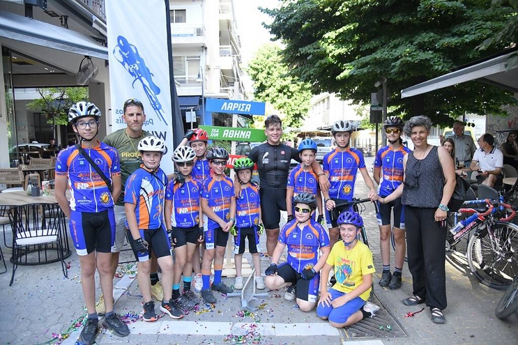 Ο ΟΠΑΠ Champion Νίκος Παπαγγελής έφτασε στη Λάρισα γνωρίζοντας την αποθέωση