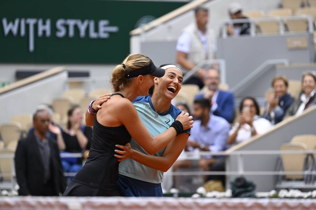 Τελικός Roland Garros: «Βασίλισσες» οι Γκαρσία και Μλαντένοβιτς, λύγισαν τις Γκοφ/Πεγκούλα