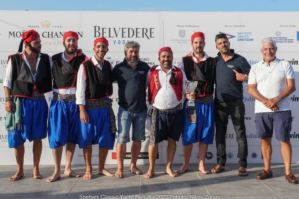 10 χρόνια Spetses Classic Yacht Regatta: Απίστευτες εικόνες και μοναδικές συγκινήσεις στις Σπέτσες -Spetses Classic Yacht Regatta
