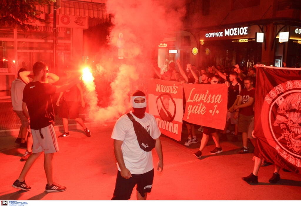 Οπαδοί της ΑΕΛ γιόρτασαν την αποχώρηση Κούγια - Τι είπε ο νέος ιδιοκτήτης της ΠΑΕ