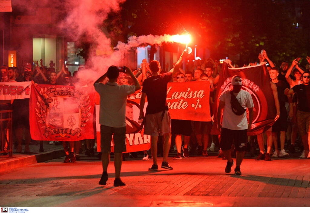 Οπαδοί της ΑΕΛ γιόρτασαν την αποχώρηση Κούγια - Τι είπε ο νέος ιδιοκτήτης της ΠΑΕ