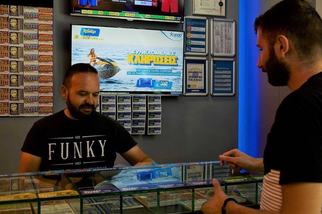 To κατάστημα ΟΠΑΠ του Κωνσταντίνου Αγγελάτου στο Περιστέρι