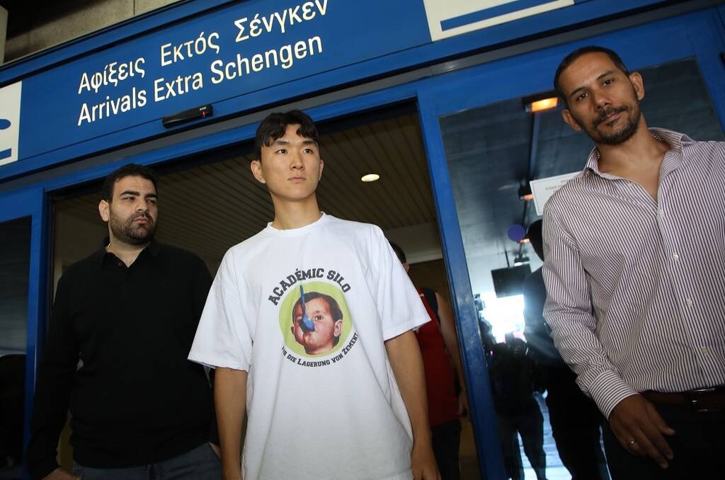 Ολυμπιακός: Έφτασε ο Ιν Μπεόμ - Περνάει άμεσα εξετάσεις (photos)