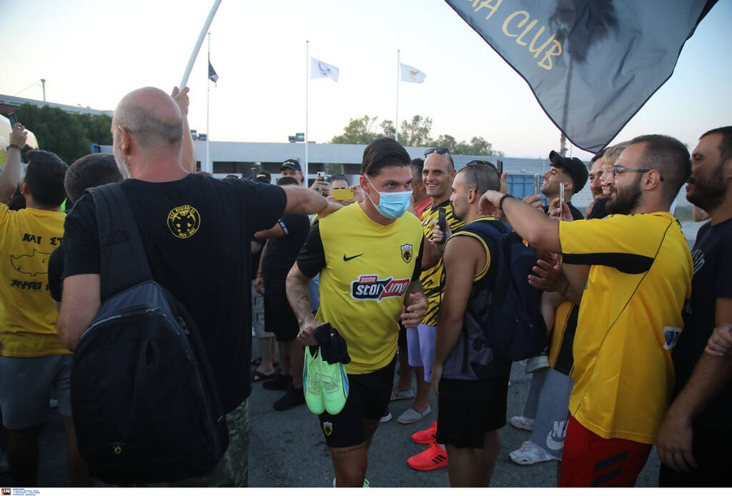 ΑΕΚ: Πανικός στο Μακάρειο για την Ένωση (photos+video)