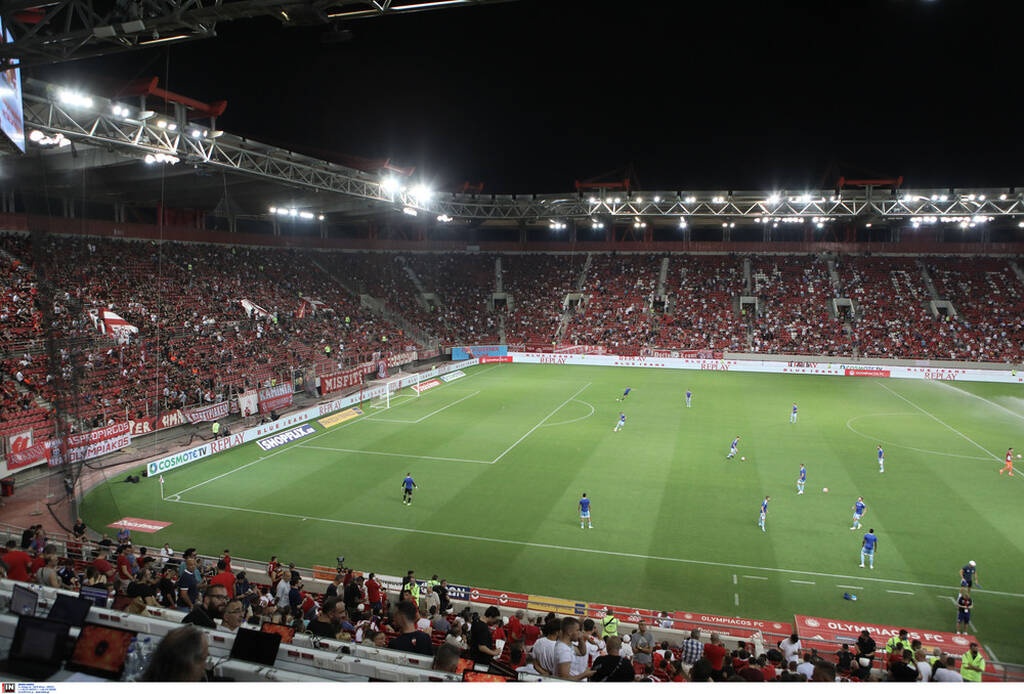 Ολυμπιακός-Σλόβαν Μπρατισλάβας 1-1: Τον κράτησε όρθιο αλλά έχει πρόβλημα (photos)