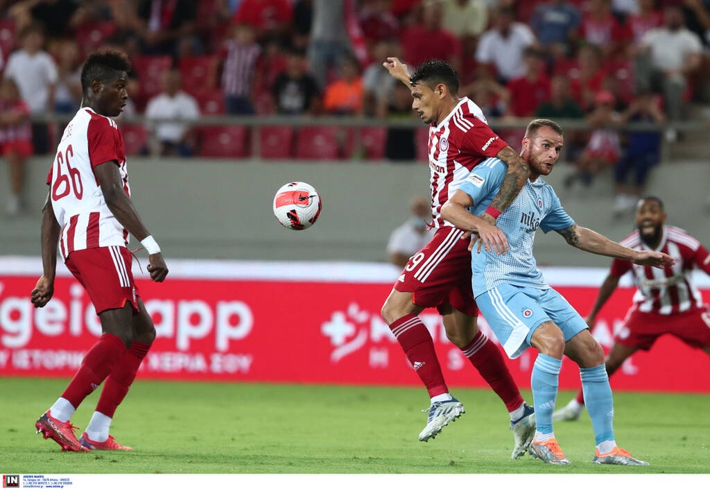 Ολυμπιακός-Σλόβαν Μπρατισλάβας 1-1: Τον κράτησε όρθιο αλλά έχει πρόβλημα (photos)