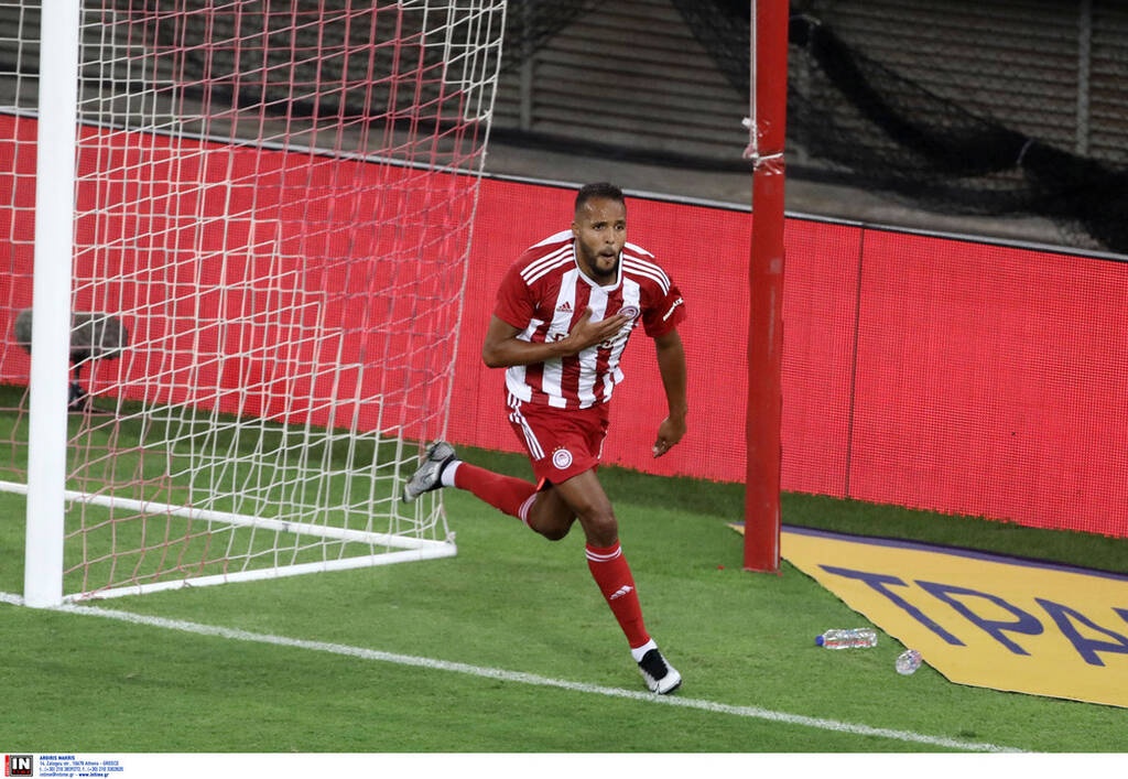 Ολυμπιακός-Σλόβαν Μπρατισλάβας 1-1: Τον κράτησε όρθιο αλλά έχει πρόβλημα (photos)