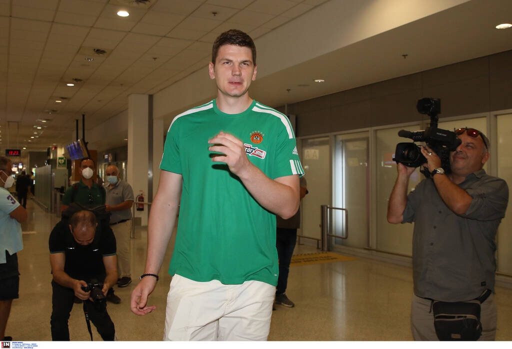 Παναθηναϊκός ΟΠΑΠ: Στην Αθήνα ο Γκουντάιτις με πράσινα παπούτσια (photos)