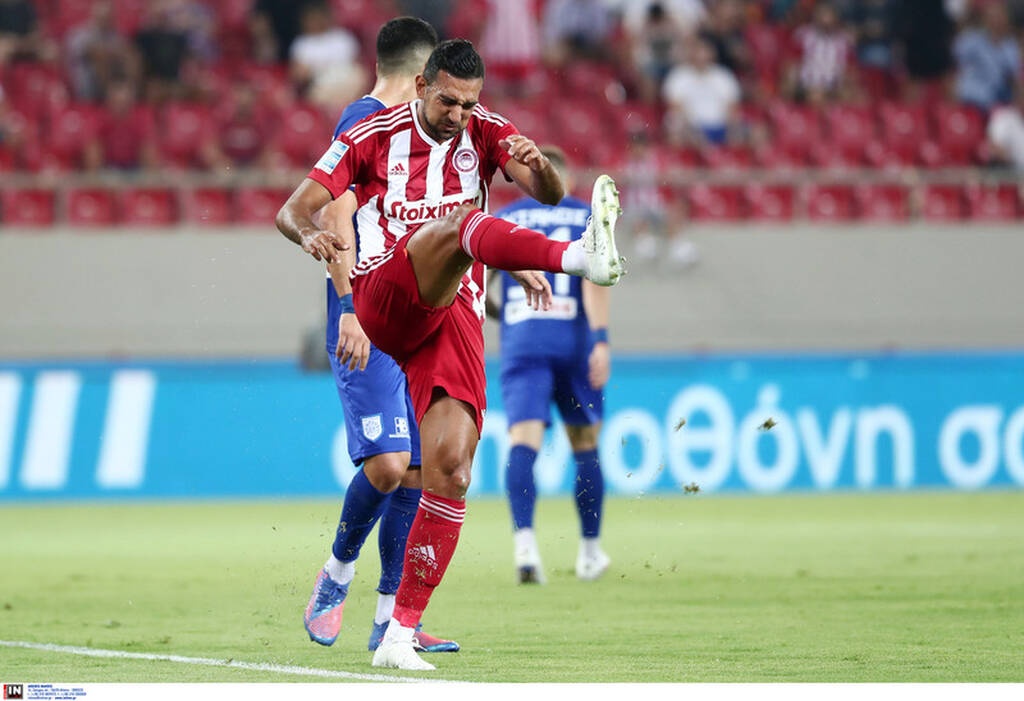 Ολυμπιακός-ΠΑΣ Γιάννινα 2-0: Ζόρικη πρεμιέρα, αλλά έκανε τη δουλειά με Βαλμπουενά