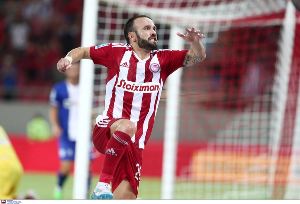 Ολυμπιακός-ΠΑΣ Γιάννινα 2-0: Ζόρικη πρεμιέρα, αλλά έκανε τη δουλειά με Βαλμπουενά